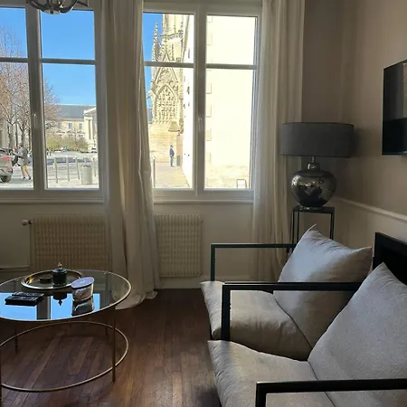 Le Petillant - Cathedrale Apartament *