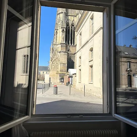 Le Petillant - Cathedrale Apartament *